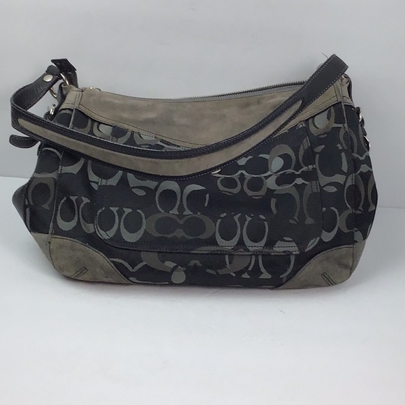 Coach Bog - Picture 13 of 15